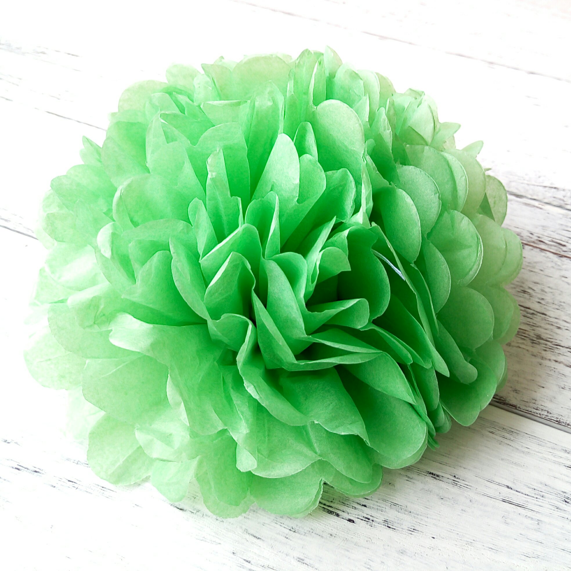 Bolas de flor de papel de tejido verde de Apple, boda Pom Poms para la venta