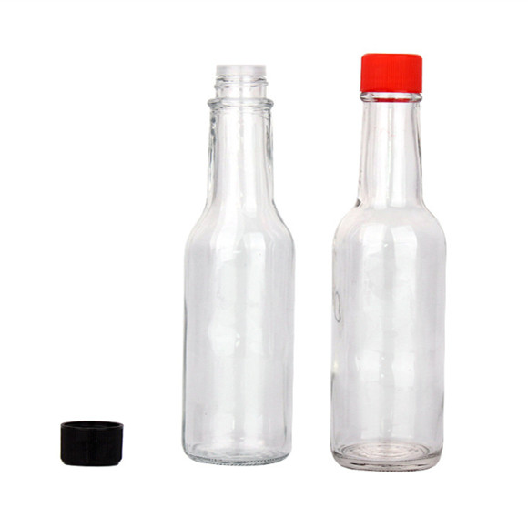 Botellas de vitrinas de vidrio de 150 ml con tapa de plástico.